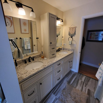 2021 Barrington, IL Bathroom Remodel