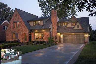 Elegant exterior home photo in Detroit