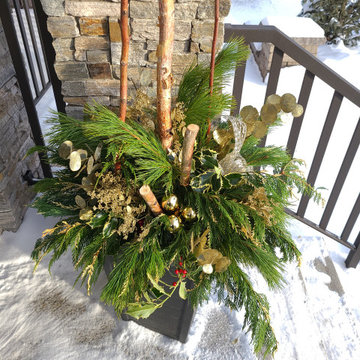 Seasonal Planters - Holidays Ideas from 2021