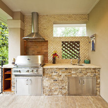 Outdoor Kitchen