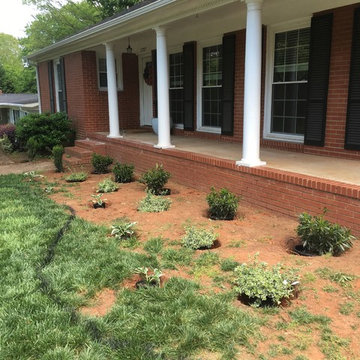 Front Yard Landscaping with Retaining Wall