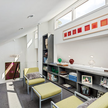 Upstairs loft/office space