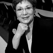 Ginny Pulos's photo
