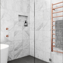 Freestanding tub