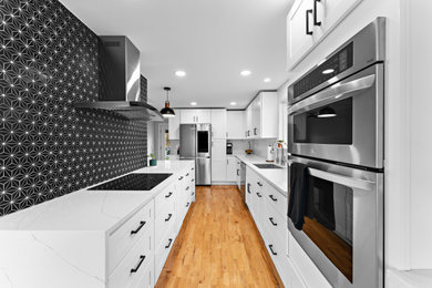 Inspiration for a 1950s kitchen remodel in Seattle