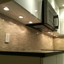 under kitchen cabinet lighting