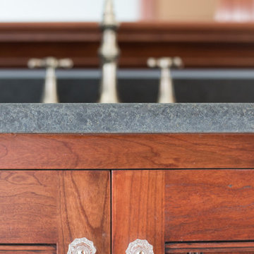 Bathroom / Willow Street