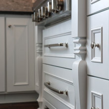 Cabinet Pulls And Knobs