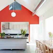 kitchen/eating area