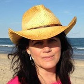 Angie Gonzalez Bechtold's photo