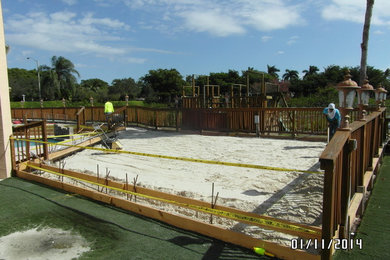 Elegant deck photo in Miami
