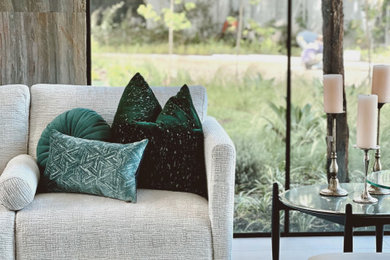 Inspiration for an eclectic living room remodel in Miami