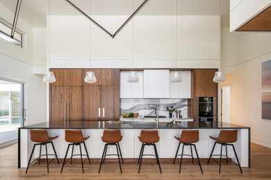 Example of a trendy kitchen design in Tampa