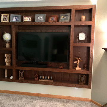 Media center / Entertainment Center