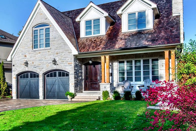 Traditional exterior home idea in Toronto