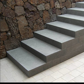 Garden Elements - Granite Steps