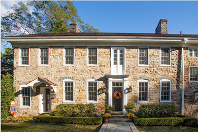 Example of a classic exterior home design in Philadelphia