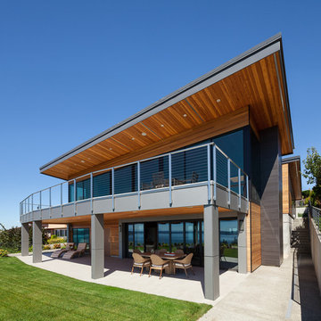 Browns Point Residence