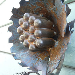 Saw Blade Flowers - Home Decor