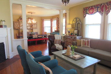 Example of a transitional home design design in Philadelphia