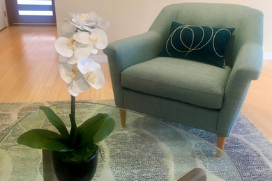 Example of a trendy living room design