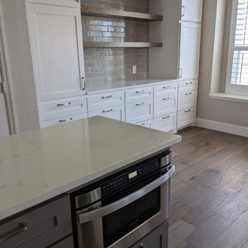 Modern farmhouse kitchen