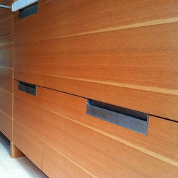 CABINET HARDWARE - Cabinet And Drawer Hardware