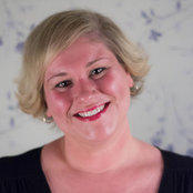 Kelly Henderson's photo