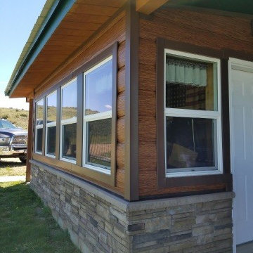 Country Log Cabin in Craig, CO
