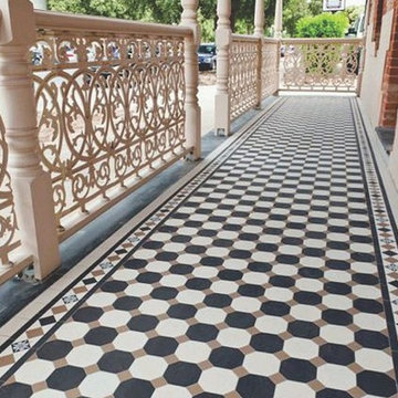 Timeless and Traditional - covered entryway Winckelmans Tile