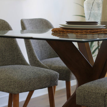 Mid Century Modern Style Dining Chairs