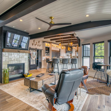 Cavanaugh Lake Residence