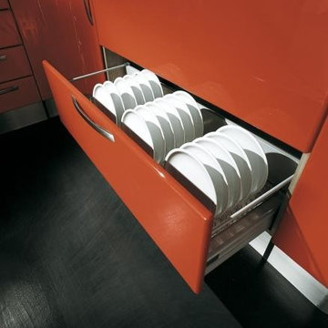 Modern Italian Custom Made Kitchens by LUBE