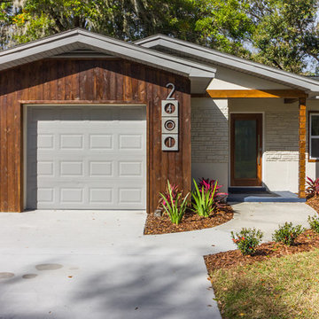 Mid Century Lake House Albert Lee
