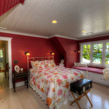 New Vintage Lake House