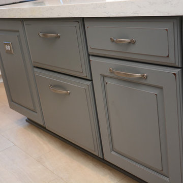 Maple Iceberg/Custom Kitchen
