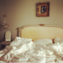 romantic bedroom