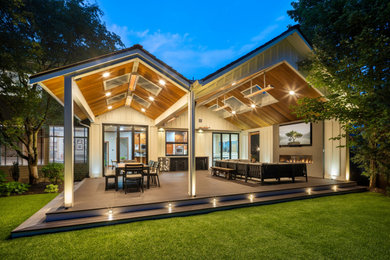 Mid-sized trendy home design photo in Seattle