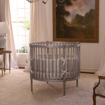 Empire Round Crib Room