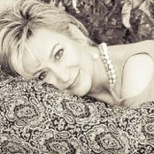 Kim Stokes's photo