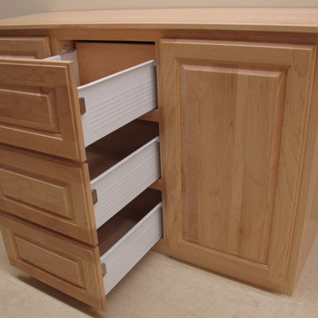 Heartland Design McClain Dresser