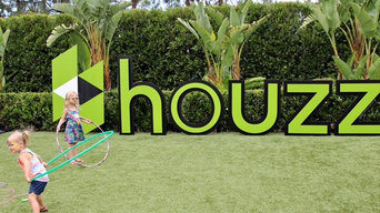 houzz logo display