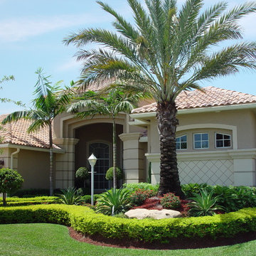Pembroke Pines - Frontyard