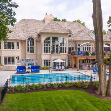Poolside Paradise