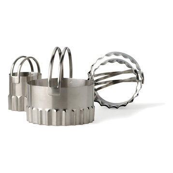 RSVP Stainless Steel Round Biscuit Cutters with Fluted Edge, Set of 4