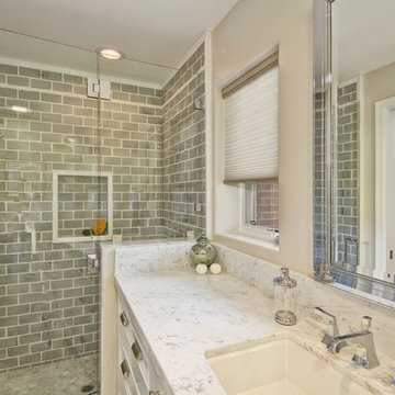 Contemporary-Traditional Interpretation Home