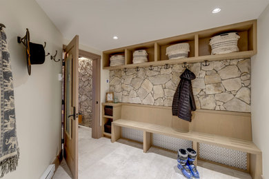 Entryway - entryway idea in Vancouver