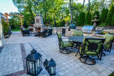 Example of a patio design in Milwaukee