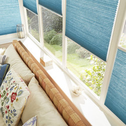 Trilite&trade; Top-Down, Bottom-Up Pleated blinds - Cellular Shades