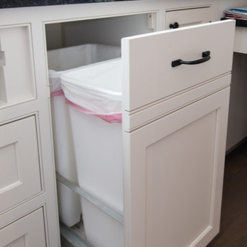 Kitchen - trash pull out